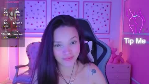 Snapshot of ailen_t_ chatting on September 16, 2:52 am ailen online show from September 16, 2:52 am