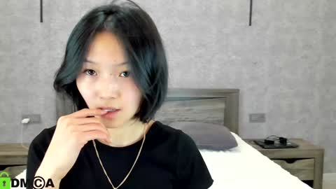 Snapshot of ailey_chao chatting on January 25, 11:24 am Ailey online show from January 25, 11:24 am