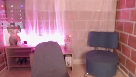 Snapshot of ailyn_ chatting on September 27, 7:15 am ailyn_ online show from September 27, 7:15 am