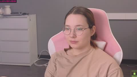 airyhill online show from February 8, 5:29 pm