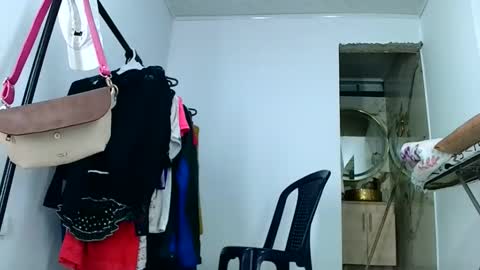 aisha koswell3 online show from March 3, 2:06 am