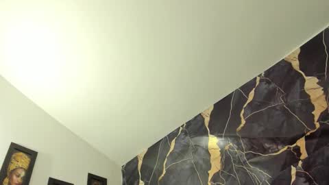 Aisha online show from December 2, 11:01 am