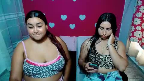 aisha_stacey0410 online show from June 4, 4:00 pm