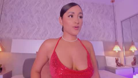 Aisha online show from November 30, 6:45 pm