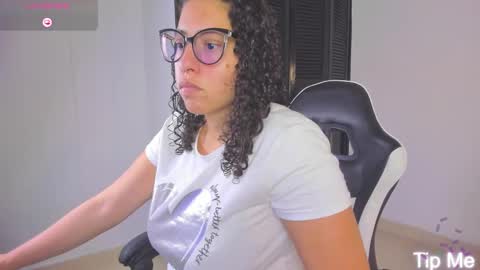 Aixa Burgos online show from October 14, 12:52 pm