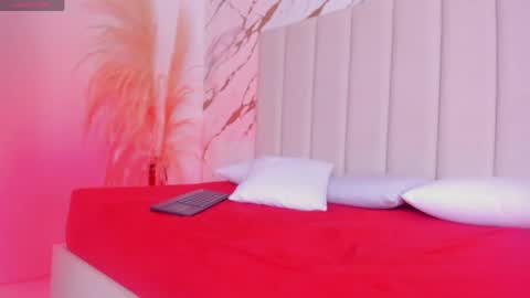 aiyla_turkmen_ online show from June 3, 2:33 pm