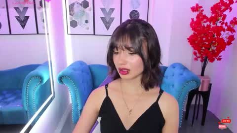 Snapshot of akaza_hakuji_ chatting on September 24, 12:37 pm Azaka online show from September 24, 12:37 pm