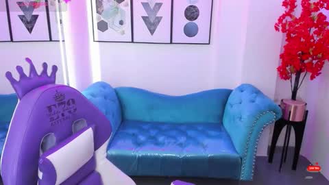 Snapshot of akaza_hakuji_ chatting on September 27, 1:07 pm Azaka online show from September 27, 1:07 pm