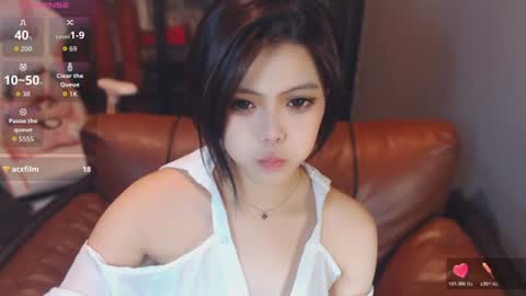 Aki  online show from July 21, 11:00 am