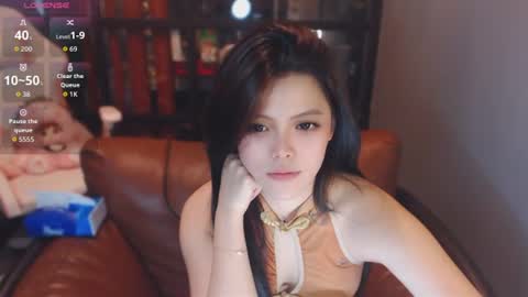 Aki  online show from August 2, 11:02 am