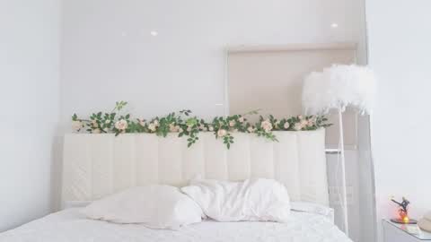 akina_star online show from November 17, 5:30 am