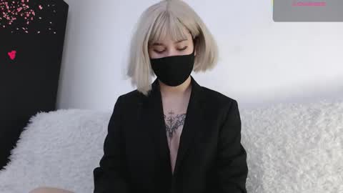 Amilia online show from January 17, 12:34 pm