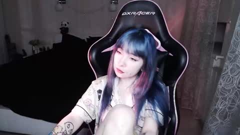 akirahartyx online show from October 15, 3:58 pm