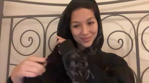 Akira Skye online show from January 13, 10:36 pm