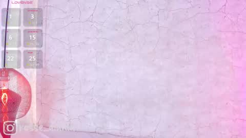 Snapshot of alahia_rosse chatting on October 10, 12:32 pm Alahia online show from October 10, 12:32 pm