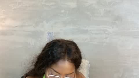 alaia_colins online show from June 7, 2:40 am