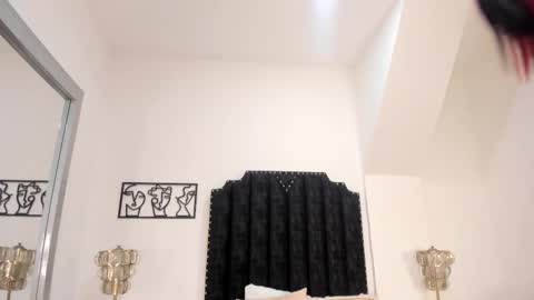 Snapshot of alana_2916 chatting on February 12, 7:35 pm alana_2916 online show from February 12, 7:35 pm