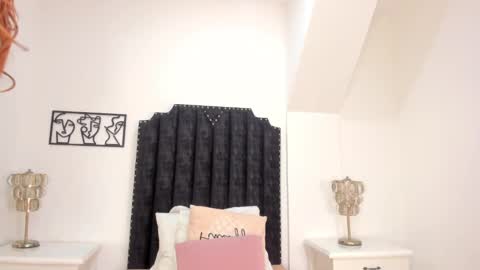 Snapshot of alana_2916 chatting on February 17, 7:23 pm alana_2916 online show from February 17, 7:23 pm