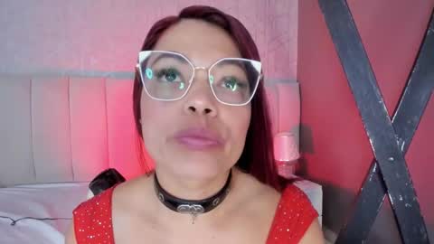 Snapshot of alana_jones__ chatting on December 18, 12:51 pm Alana Jonnes - SwItCh BDSM SLAVE AND DOMINATRIX online show from December 18, 12:51 pm