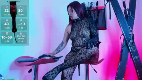 Alana jones online show from June 22, 7:11 pm