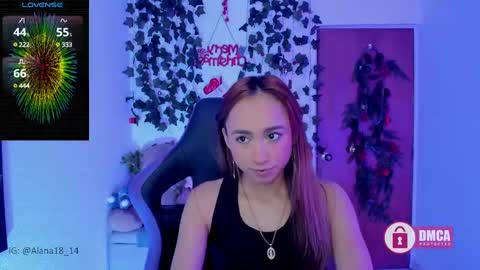 Snapshot of alana_pherson chatting on December 14, 4:23 am alana_pherson online show from December 14, 4:23 am
