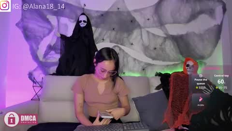 Snapshot of alana_pherson chatting on October 2, 1:10 am alana_pherson online show from October 2, 1:10 am