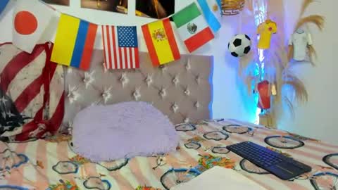 alana_vega69 online show from July 6, 2:00 pm