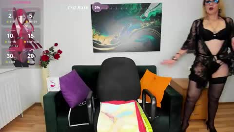 Alana Walkers online show from September 26, 7:00 pm