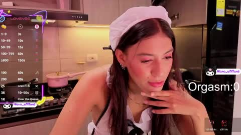 alana online show from April 19, 1:33 pm