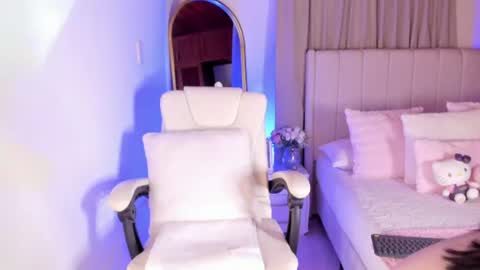 ALANA online show from June 23, 1:14 am