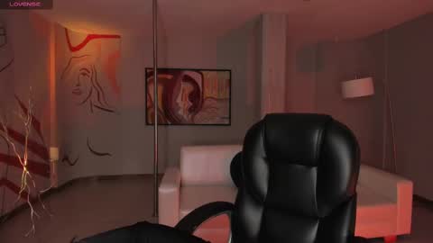 Snapshot of alanacraft chatting on February 26, 3:46 am Alana online show from February 26, 3:46 am