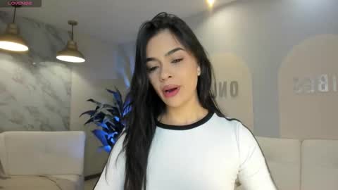 Snapshot of alanacraft chatting on September 15, 12:13 pm Alana online show from September 15, 12:13 pm