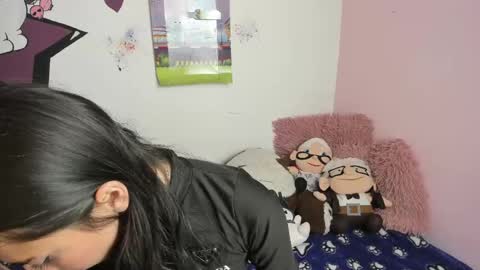 Snapshot of alanalois_ chatting on September 26, 1:47 am ALANA Please follow me online show from September 26, 1:47 am