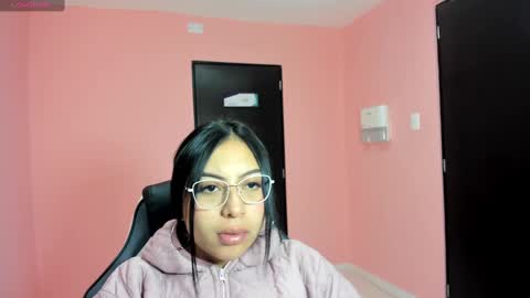 Snapshot of alanapetterson chatting on December 11, 12:34 pm alanapetterson online show from December 11, 12:34 pm