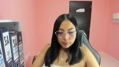 Snapshot of alanapetterson chatting on January 25, 2:41 pm alanapetterson online show from January 25, 2:41 pm
