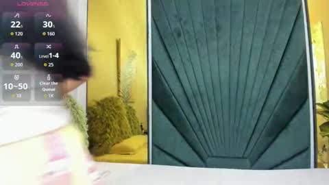 Snapshot of alanna_foxx_ chatting on October 6, 11:16 am ALANNA online show from October 6, 11:16 am