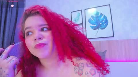 Alanna  online show from December 3, 2:14 am