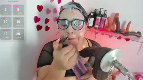 alana silver online show from June 20, 1:31 am