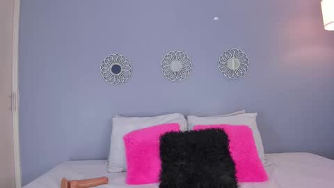 Alanna  online show from February 2, 12:04 pm