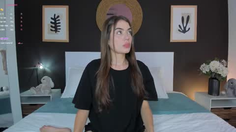 Alanna Cute Russell online show from March 25, 8:01 pm