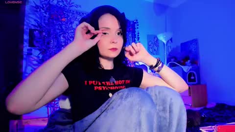 alaska_chan_ online show from February 18, 6:06 pm