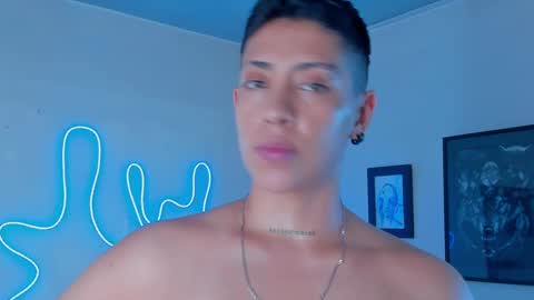 Snapshot of aleja1214 chatting on September 22, 1:59 am Alejandra online show from September 22, 1:59 am