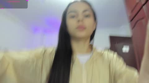 Snapshot of alejaa___ chatting on March 4, 11:19 am Alejandra online show from March 4, 11:19 am