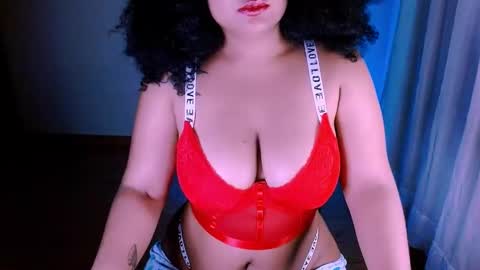 Alejandra  online show from February 19, 12:03 am