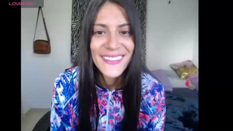 alejaxxxhot online show from June 19, 9:18 pm