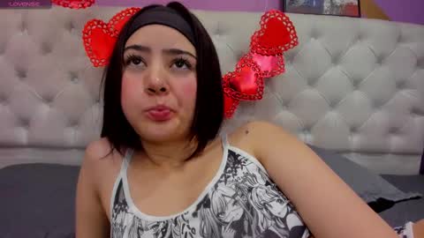 Snapshot of alejita699 chatting on March 5, 4:13 am Alejita699 online show from March 5, 4:13 am