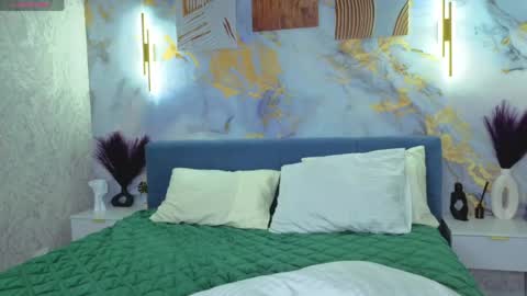 Aleks online show from May 16, 1:52 am