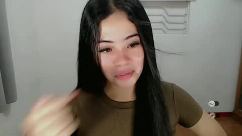 Snapshot of alesha_vibe_me chatting on January 22, 7:57 am alesha_vibe_me online show from January 22, 7:57 am