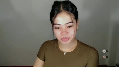 Snapshot of alesha_vibe_me chatting on February 25, 6:58 am alesha_vibe_me online show from February 25, 6:58 am