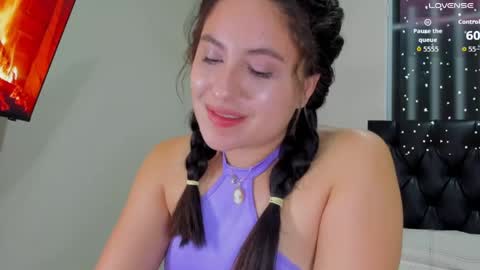 alessandra_0 online show from March 19, 3:44 am